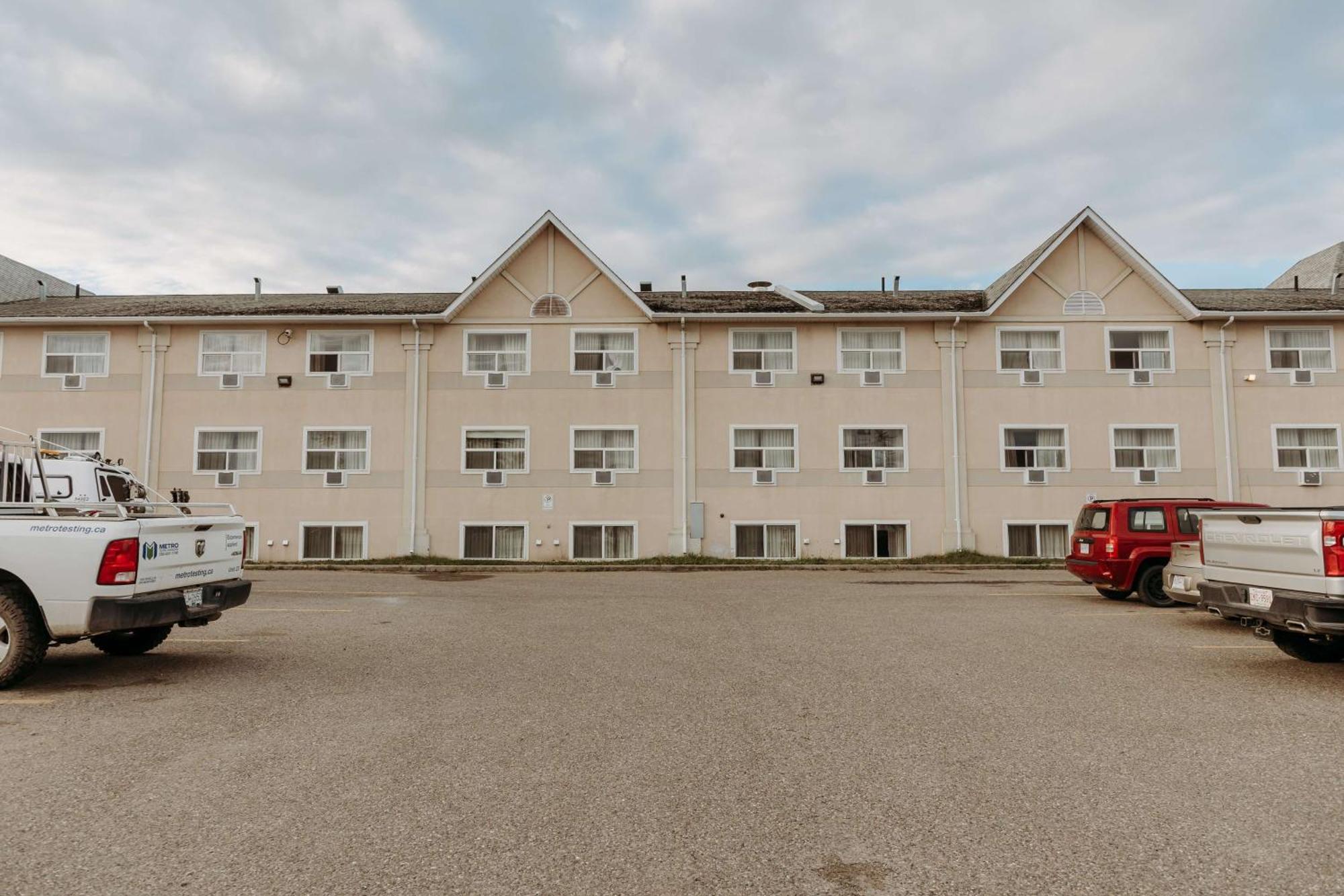 Coast Fort St John Hotel Fort St. John Exterior photo